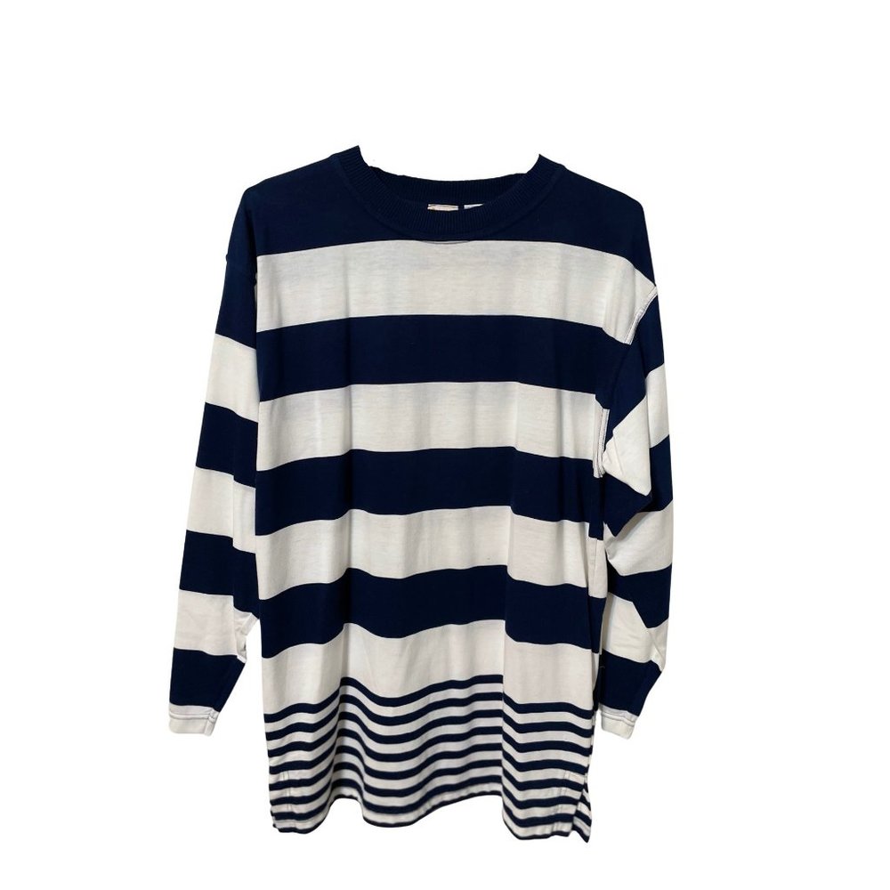 First Run Sweater Womens Large Oversized Navy Blue White Stripe Lightweight Crew